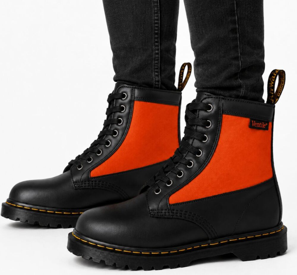DR. MARTENS 1460 Combat Boot Size M8/W10